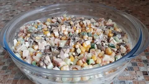 Салат курица грибы кукуруза