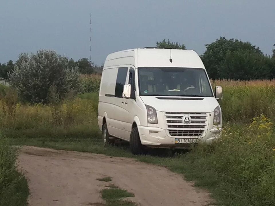 Crafter шины. Шины на фольксваген крафтер. фольксваген крафтер 2007. volkswagen crafter заводская резина. крафтер зимой.