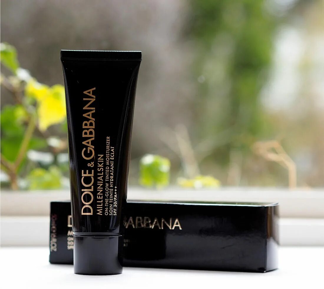 Dolce Gabbana Millennialskin. Dolce Gabbana Millennialskin тональный крем. Dolce Gabbana Millennialskin тональный 215. Тональный крем Дольче Габбана. Крема dolce gabbana