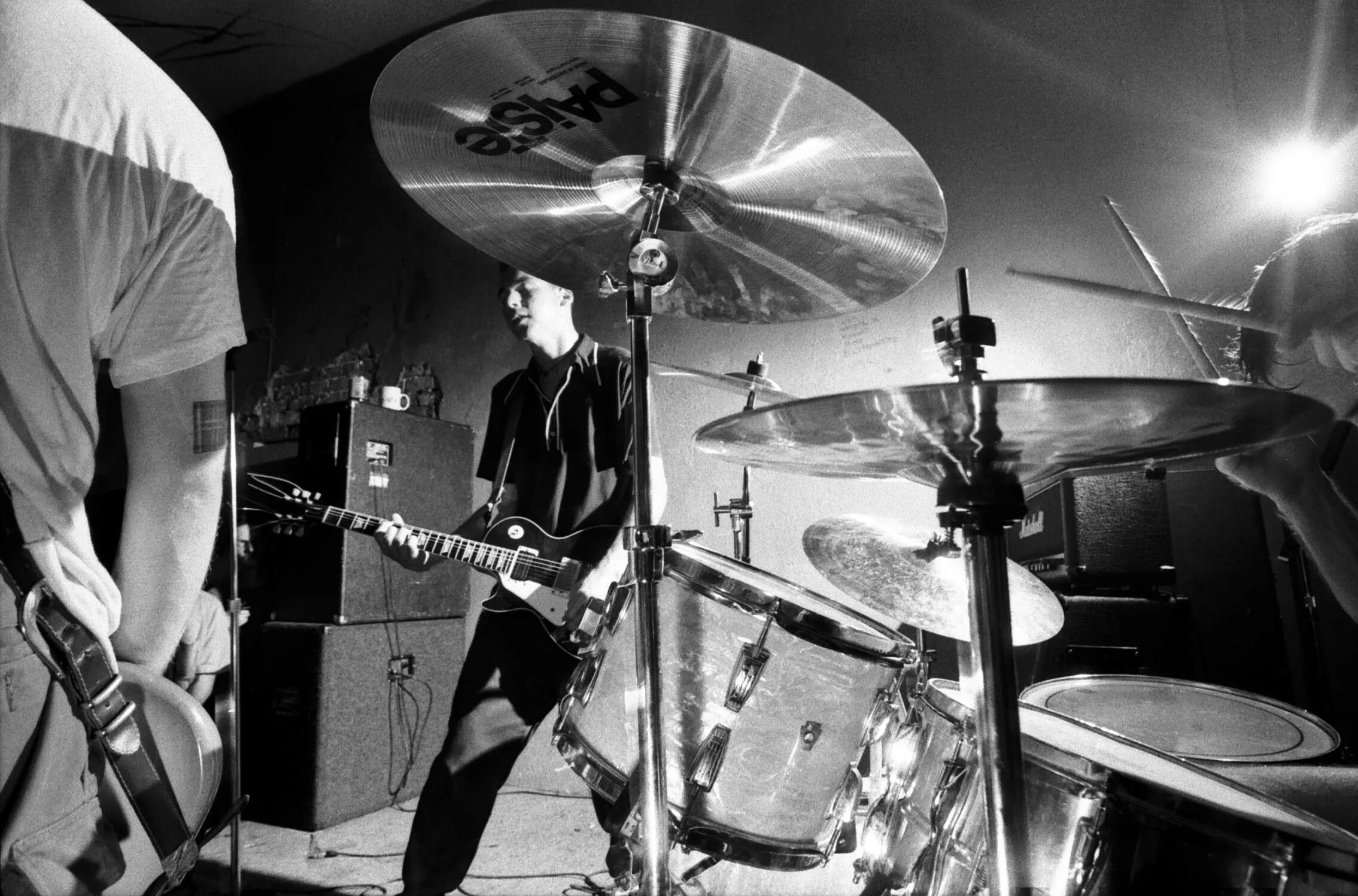 Ария встань страх. Kk priest band. Judas priest demolition 2001. Инвизибл шилд джудас прист на фон. Jawbreaker records.