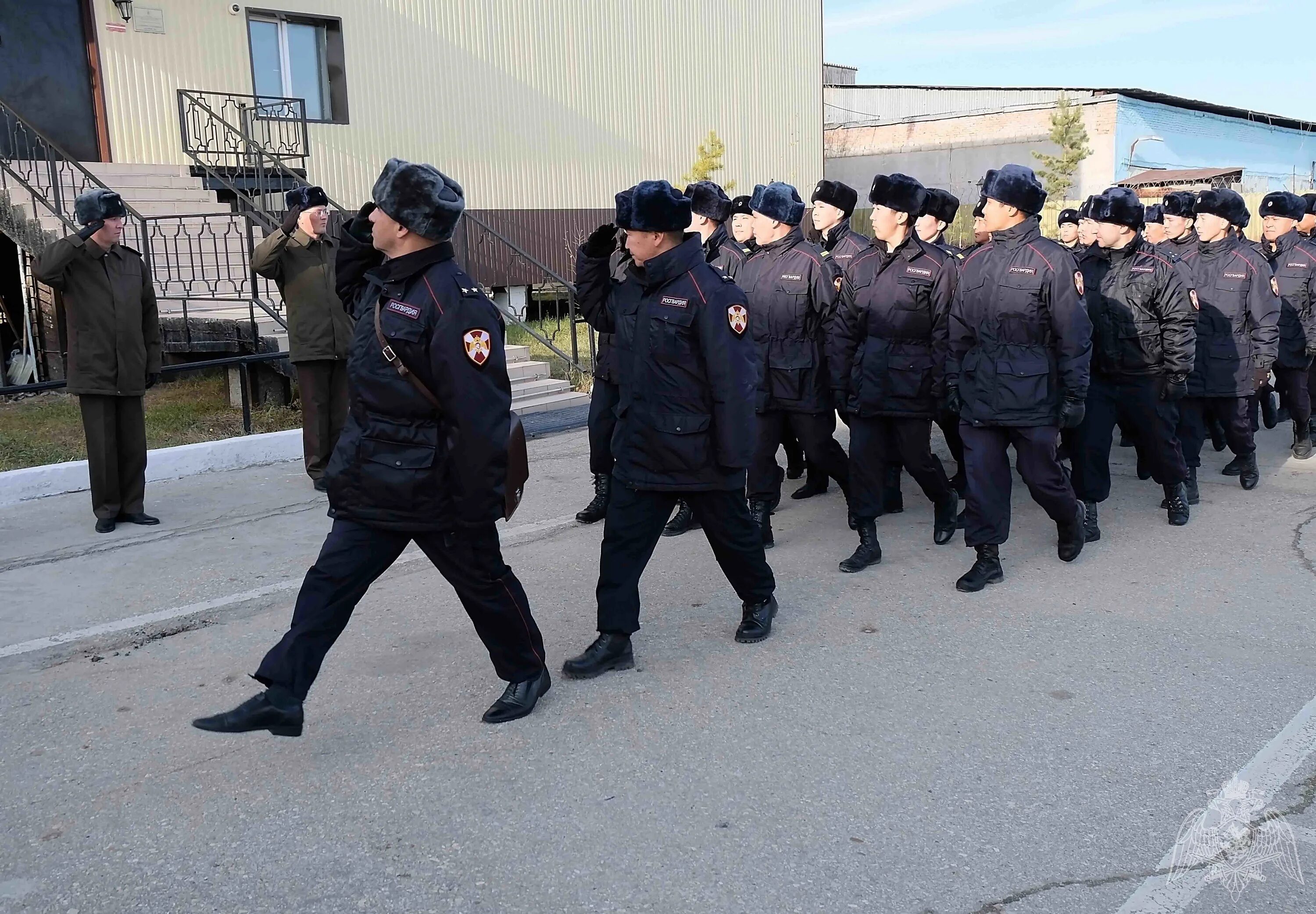 Сотрудникам росгвардии разрешили. Росгвардия фото. Приказ о выезде за границу. Ово росгвардия. Росгвардия.