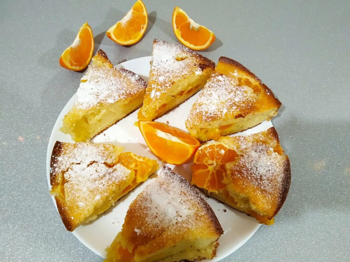Мандариновая выпечка. Выпечка с мандаринами. шарлотка с мандаринами. мандариновый пирог. шарлотка из мандаринов.