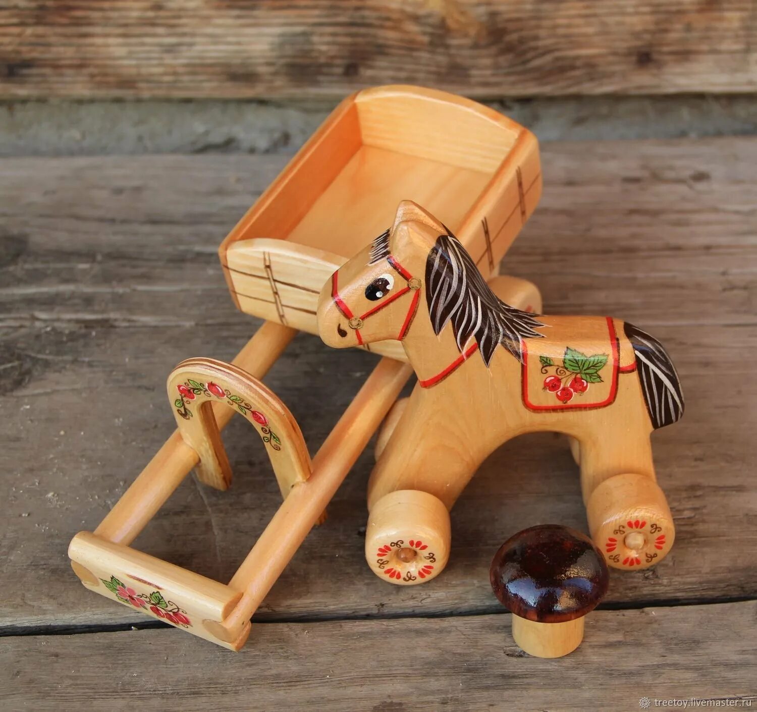 Деревянные игрушки фото. Деревянные игрушки. игрушки из дерева. деревянная игрушка лошадка. деревянный конь игрушка.