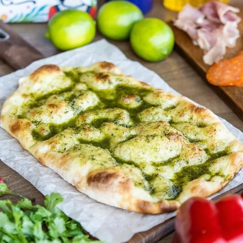 Pizza pesto украинская ул. Пицца с гранатом. Pizza pesto украинская ул. Пицца песто. Pizza pesto украинская ул 1а феодосия.