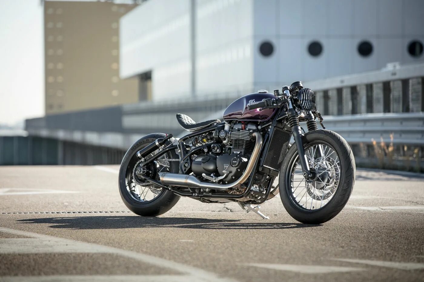 Out of custom. Триумф бонневиль боббер. триумф боббер мотоцикл. triumph bonneville bobber custom. triumph bobber custom.