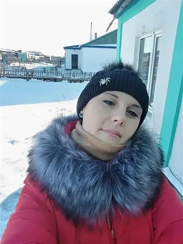 Катя с Ниной вцепились друг другу в волосы, а Андрей благоразумно смылся". Сумас