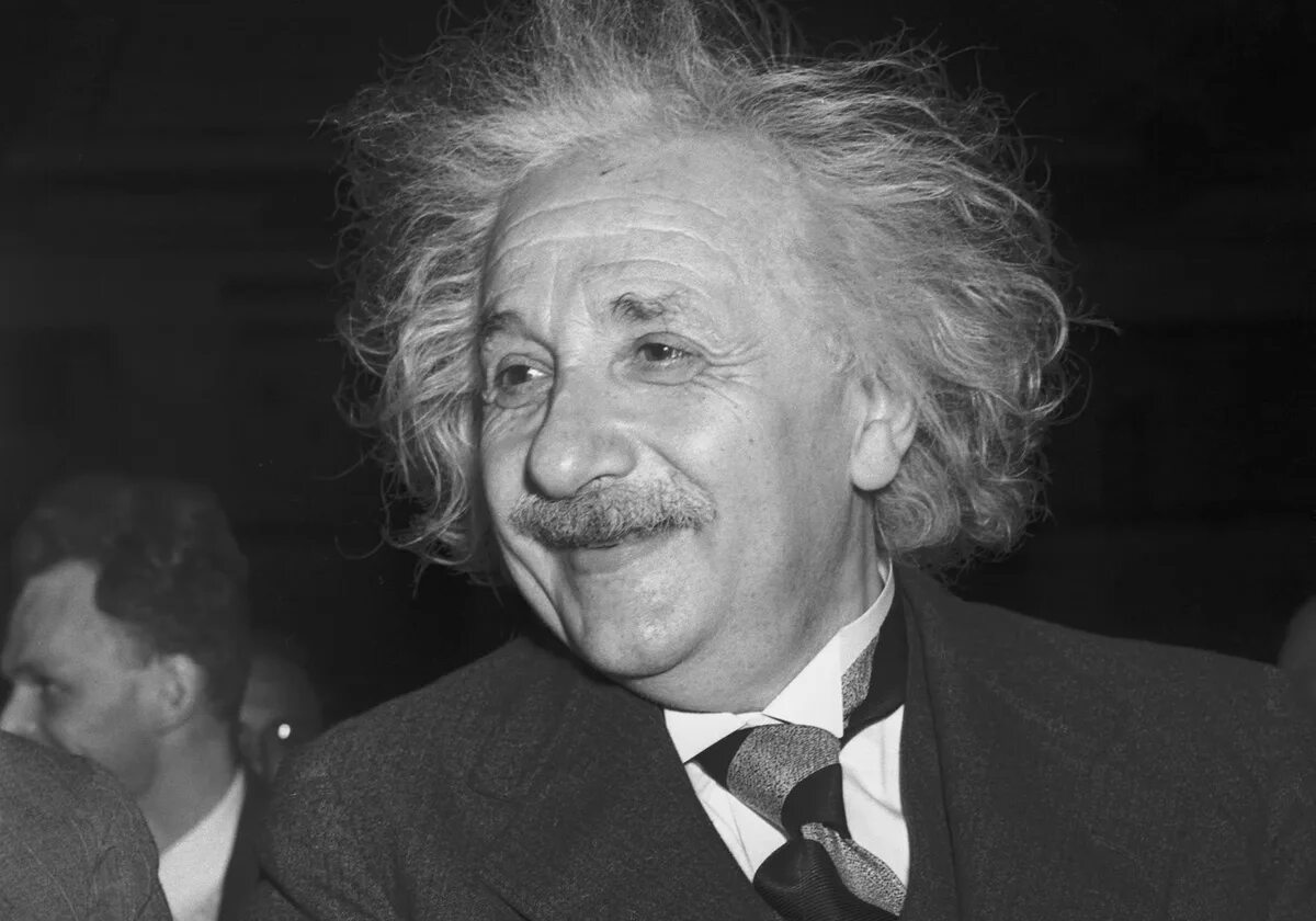 Einstein Kimdir