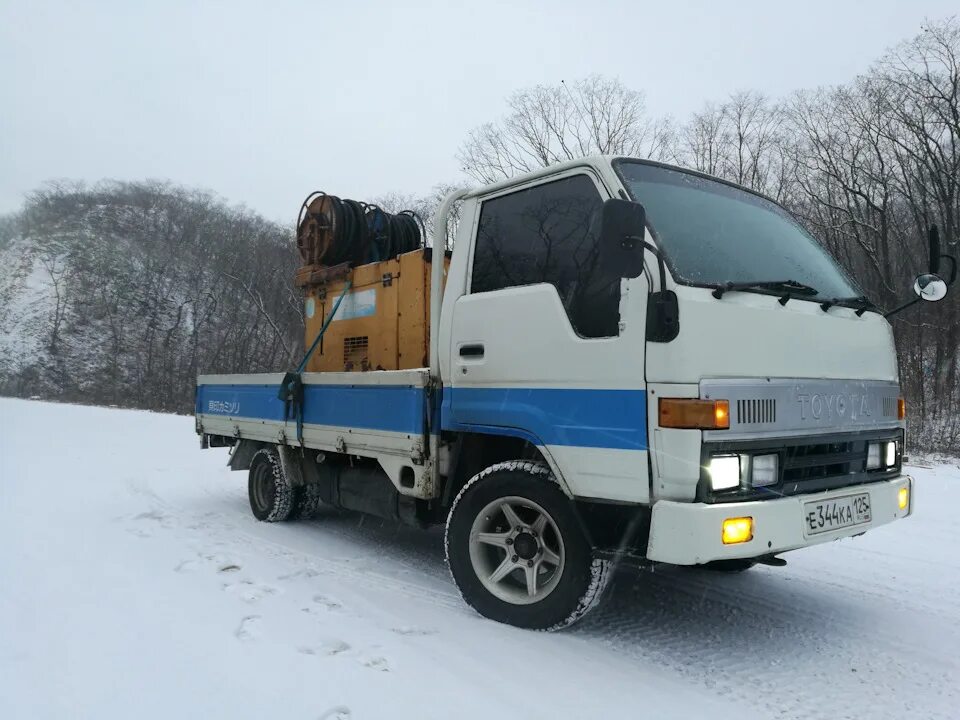 Toyota TOYOACE 2,8. Toyota TOYOACE 1993. Toyota TOYOACE 2013. Грузовой фургон TOYOACE 1993 привод 4 на 2.