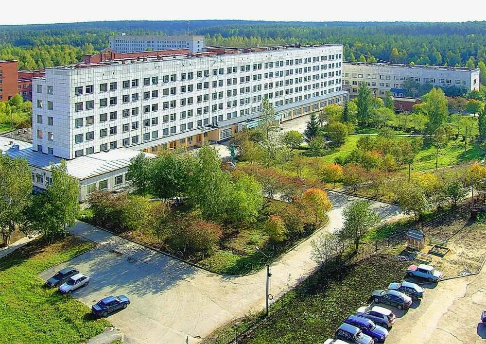 Детская больница 1 екатеринбург. Областная поликлиника екатеринбург серафимы дерябиной. Детская больница 1 екатеринбург. Одкб 1 екатеринбург серафимы. Одкб серафимы дерябиной 32 поликлиника.