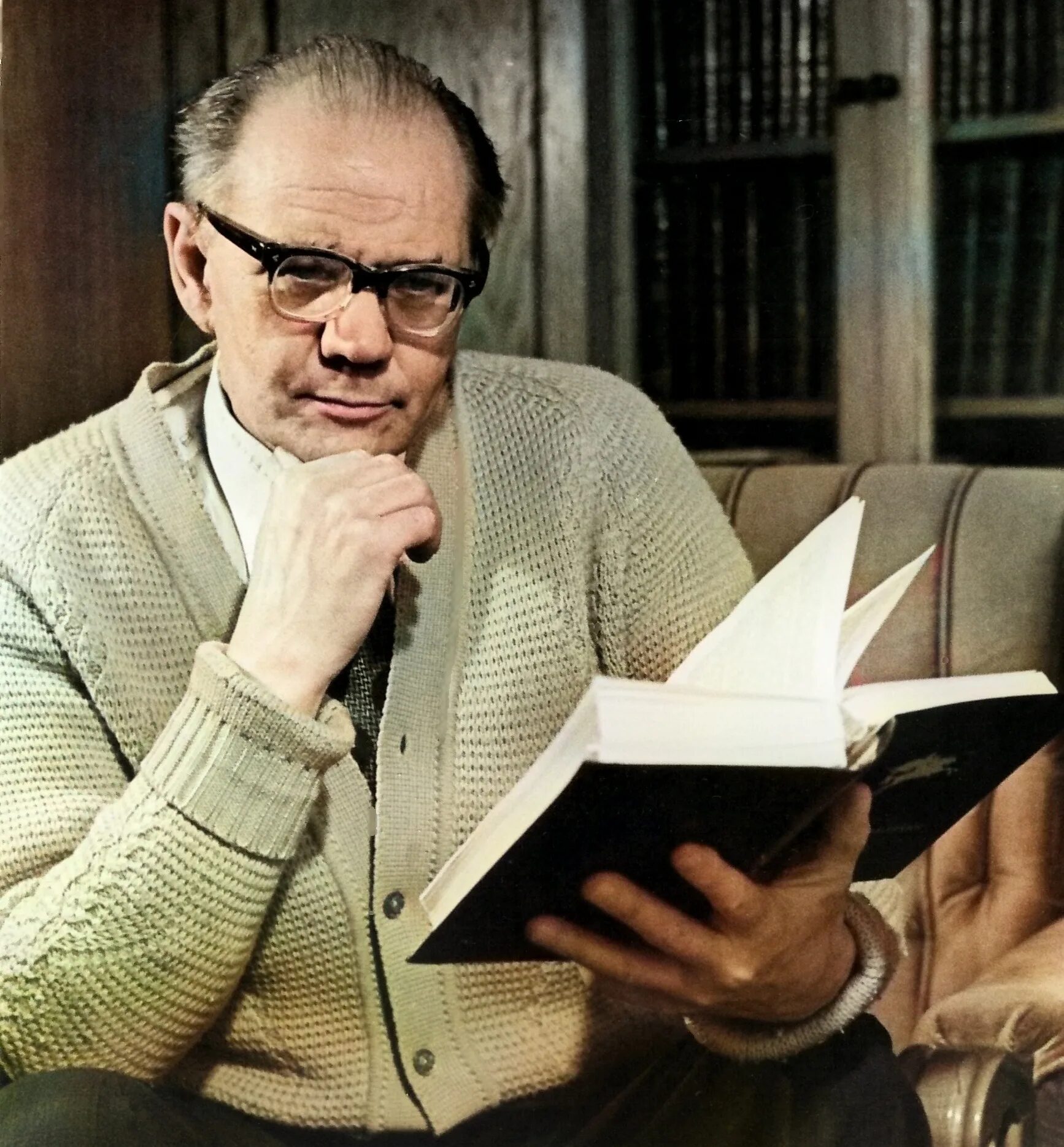 Писатель 7. Владимир алексеевич чивилихин. владимир чивилихин писатель. владимир чивилихин (1928) русский советский писатель. алексей чивилихин.