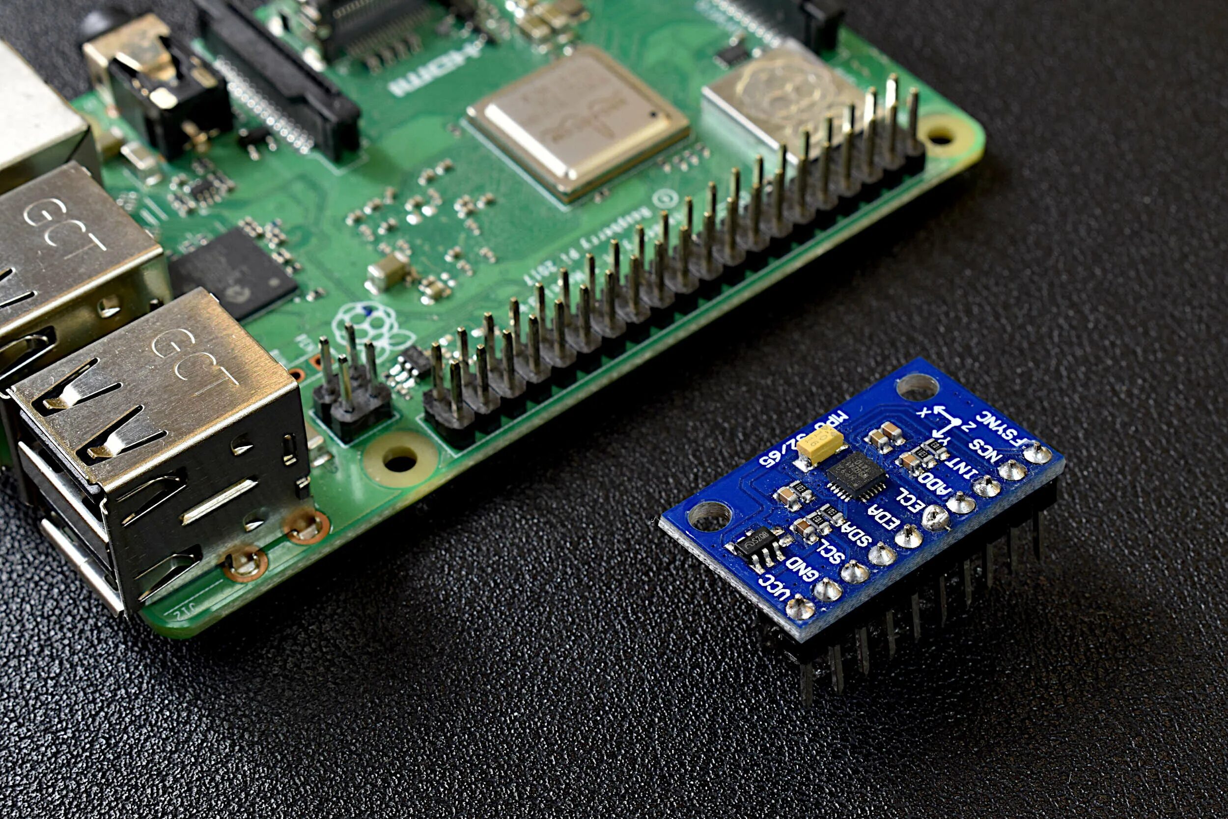 Gyroscope sensor
