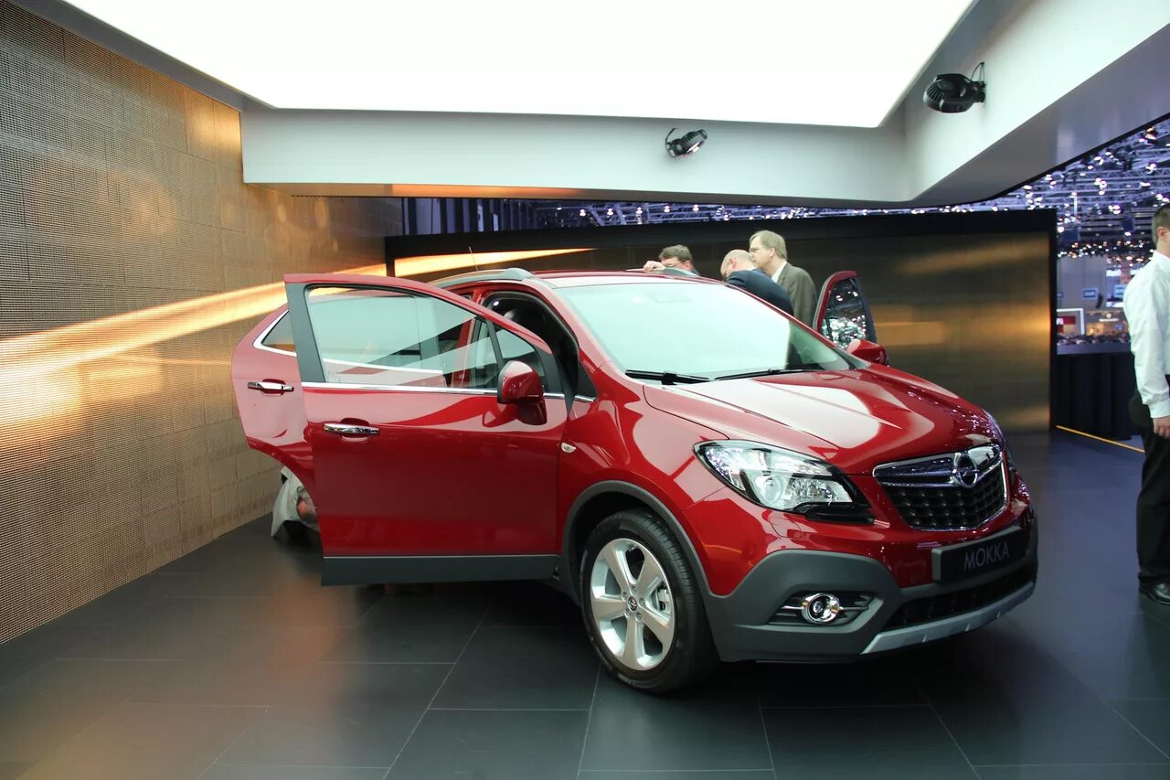 Opel Mokka. Opel Mokka 2017. Новый Опель Мокка. Опель Мокка красный.