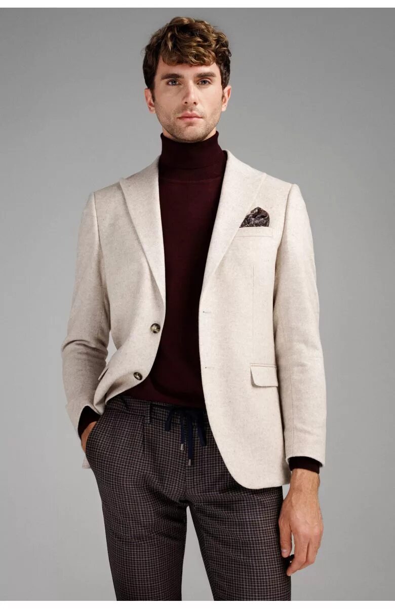 Водолазка с пиджаком. Белая водолазка с пиджаком мужские. Пиджак оджи мужской. Кардиган с водолазкой мужской. Пиджак с водолазкой мужской.