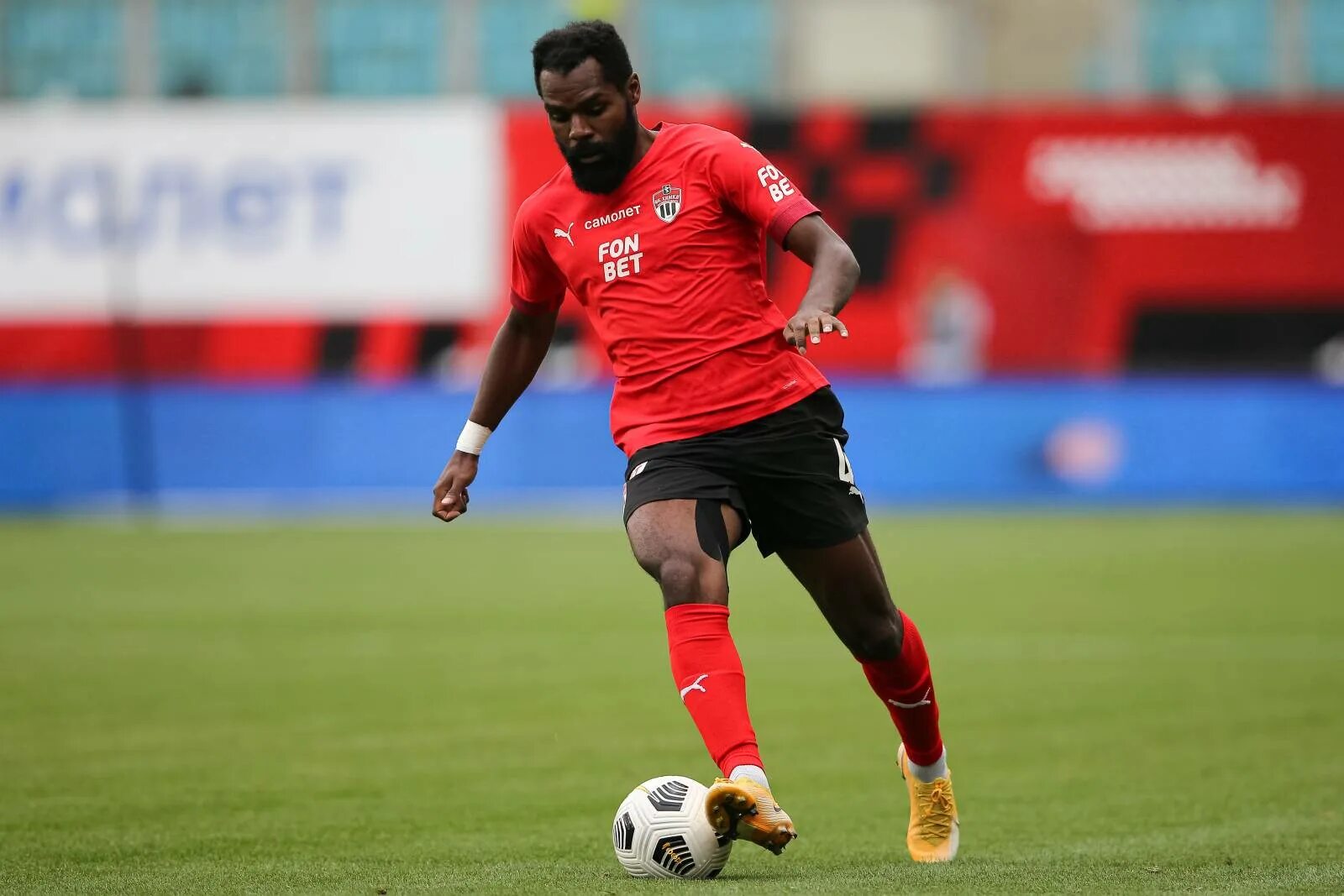 Фнл турнирная таблица 2020-2021. Сборная туниса по футболу кубок африки 2012. Таблица чемпионата алжира. Ирландия камерун чм 2002. Турнирная таблица.