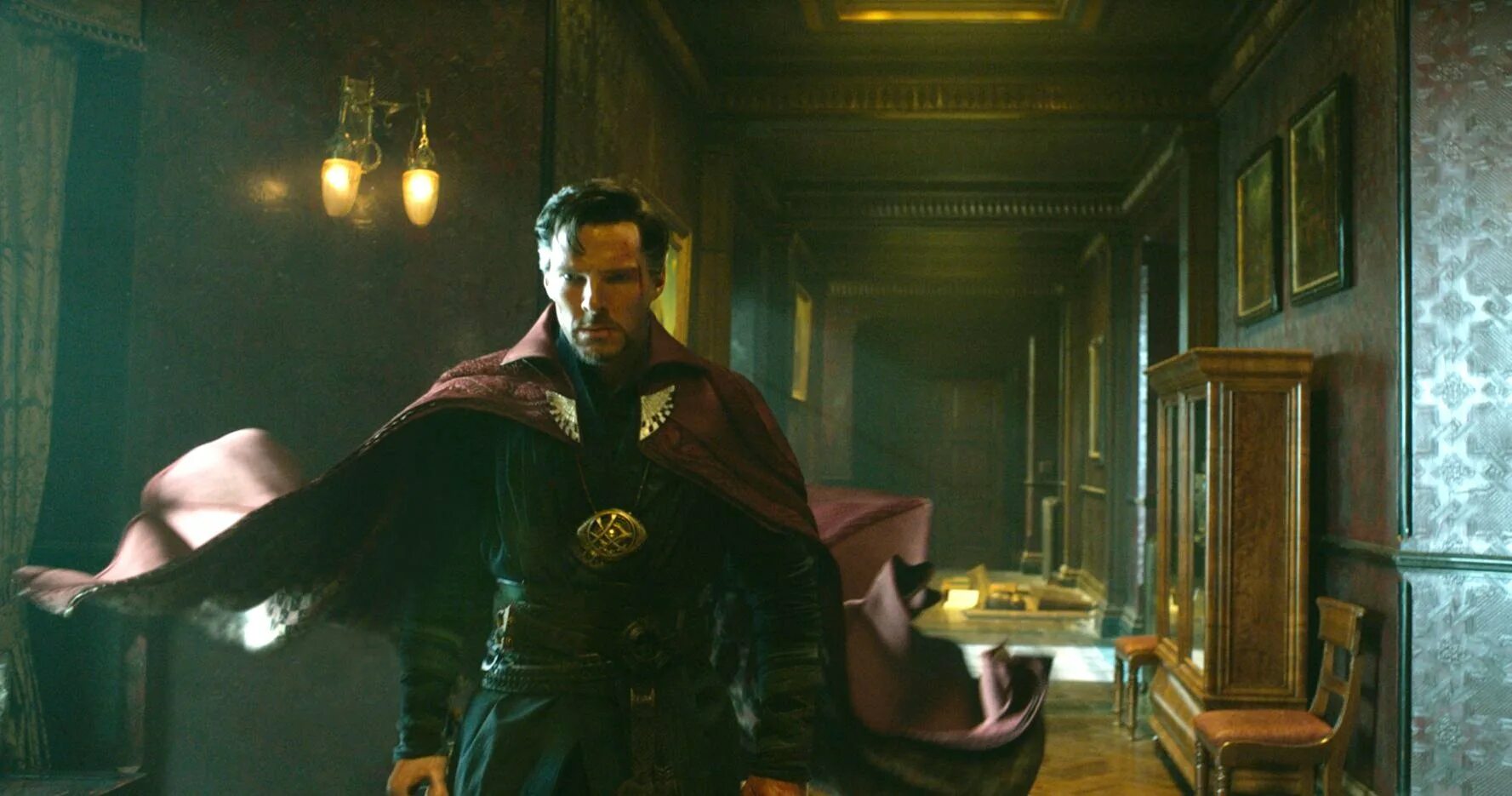 Doctor strange 2016. Чиветель эджиофор доктор стрэндж. Доктор стрэндж. Чиветел эджиофор доктор стрэндж. Доктор стрэндж (2016) doctor strange.