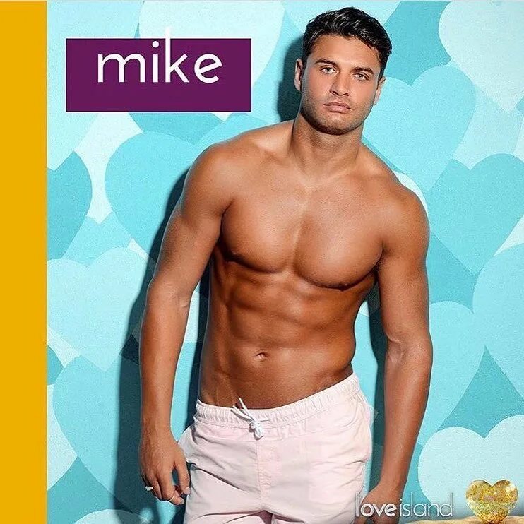 Mike can see english books