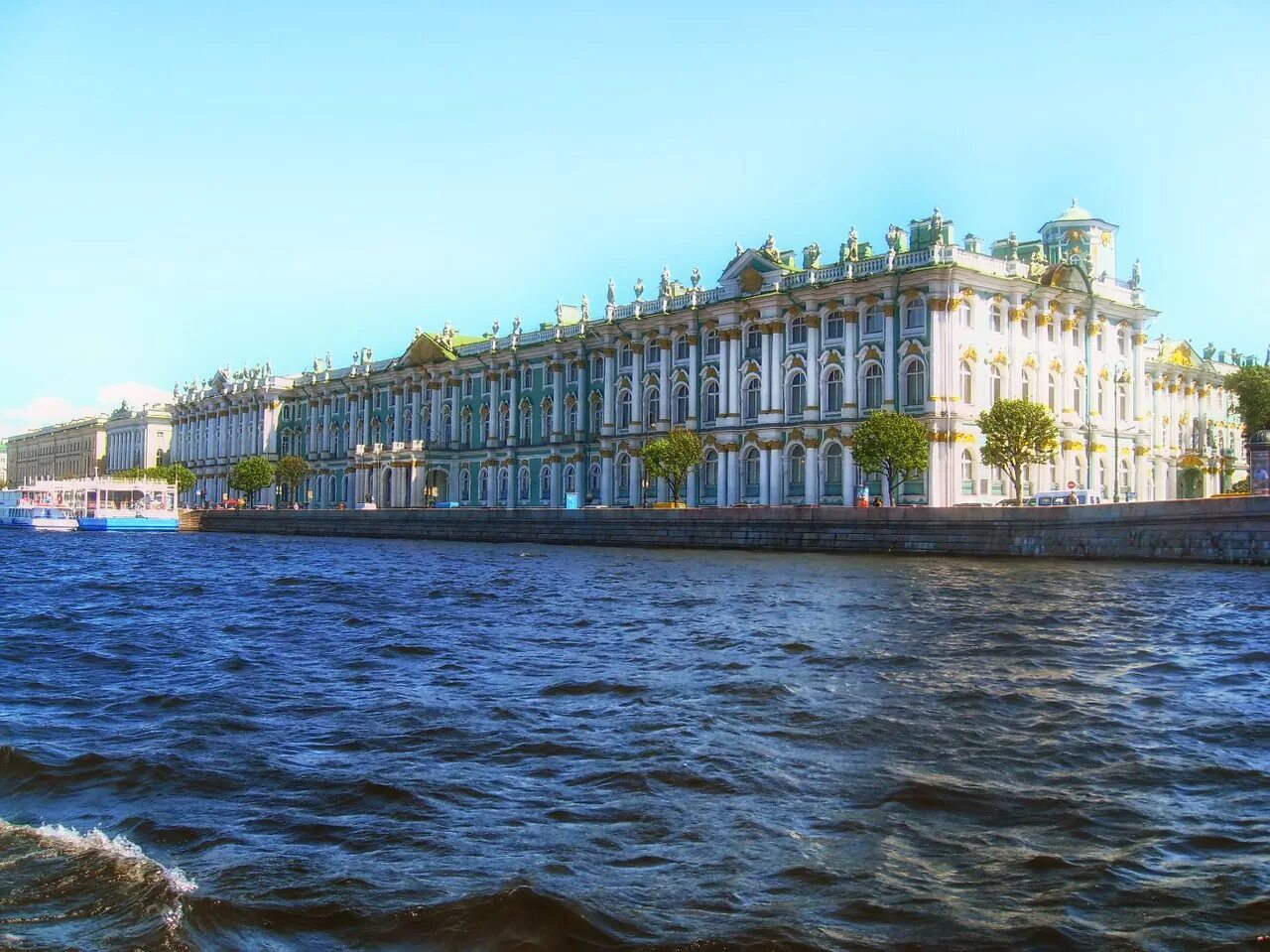 Какое море в питере название