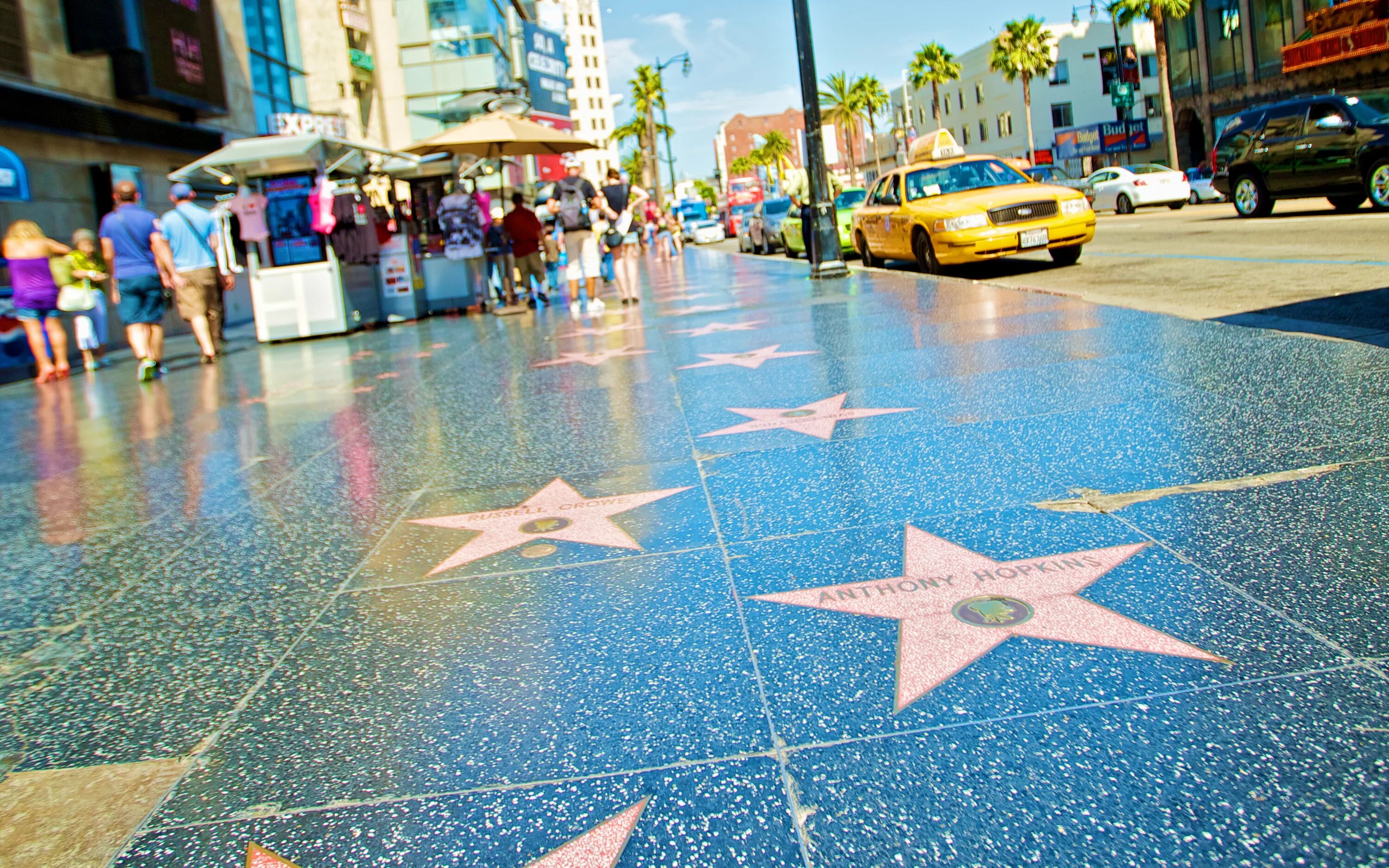 Сколько зарабатывают в лос анджелесе. Аллея славы в Лос Анджелесе. Америка Лос Анджелес Голливуд. Звезды на аллее славы Лос-Анджелес. Голливудская «аллея славы» Голливуд.