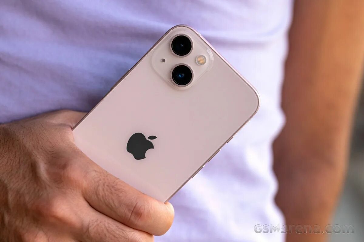 Iphone 13 128 esim. Iphone 13. iphone 13 rose gold. айфон 13 2025. линейка эпл 13.