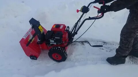 Снегоуборщик 7л с