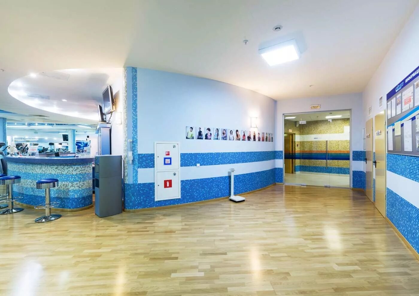 Wellness park ул воронцовские пруды 3. Wellness park воронцовские пруды. бассейн воронцовские пруды. wellness park фитнес клуб. велнес фитнес москва воронцовские пруды.