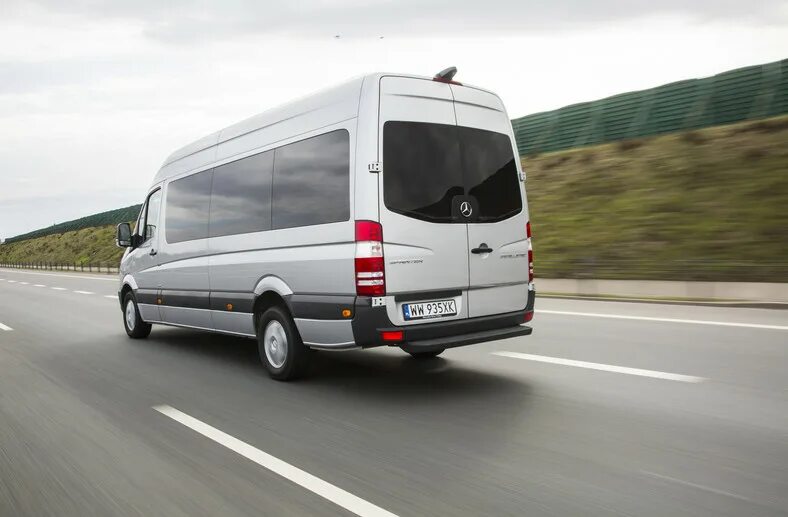 Как правильно мерседес спринтер. Mercedes-Benz Sprinter 319. Sprinter 319 CDI. Mercedes Sprinter 319. Mercedes Sprinter 314.