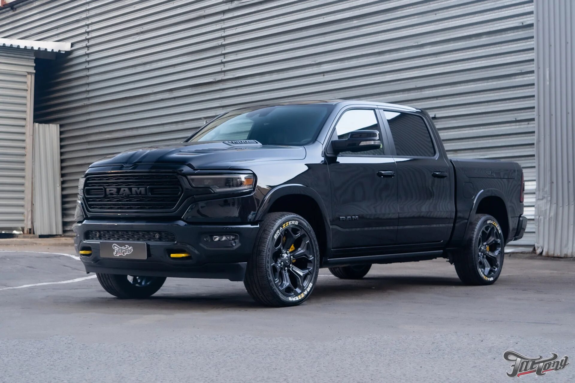 Dodge Ram 1500 2023. Додж рам 2014. Ram 1500 Black Rhino. Оклейка dodge Ram 1500. Ram россия