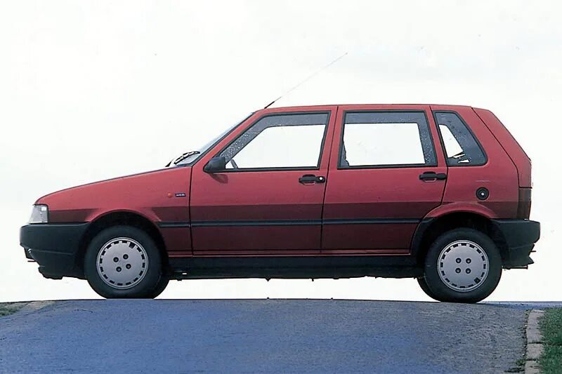 Румя 1 ые. Фиат уно 1989. Фиат уно 1993. Fiat uno 5-Door. Фиат уно 1.4.