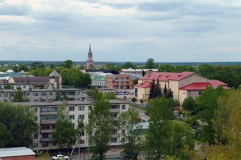 Город можайск московская область улицы. Можайск центр города. Можайск центр города. Город можайск московская область улицы. Центральный сквер можайск.