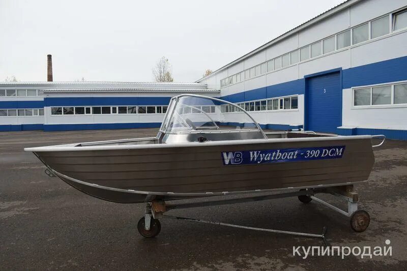 Лодка вятбот 390 дсм. Лодки wyatboat 390 dcm. лодка алюминиевая wyatboat 390dcm (увеличенный борт). вельбот 390 dcm. вятбот490 дсм.