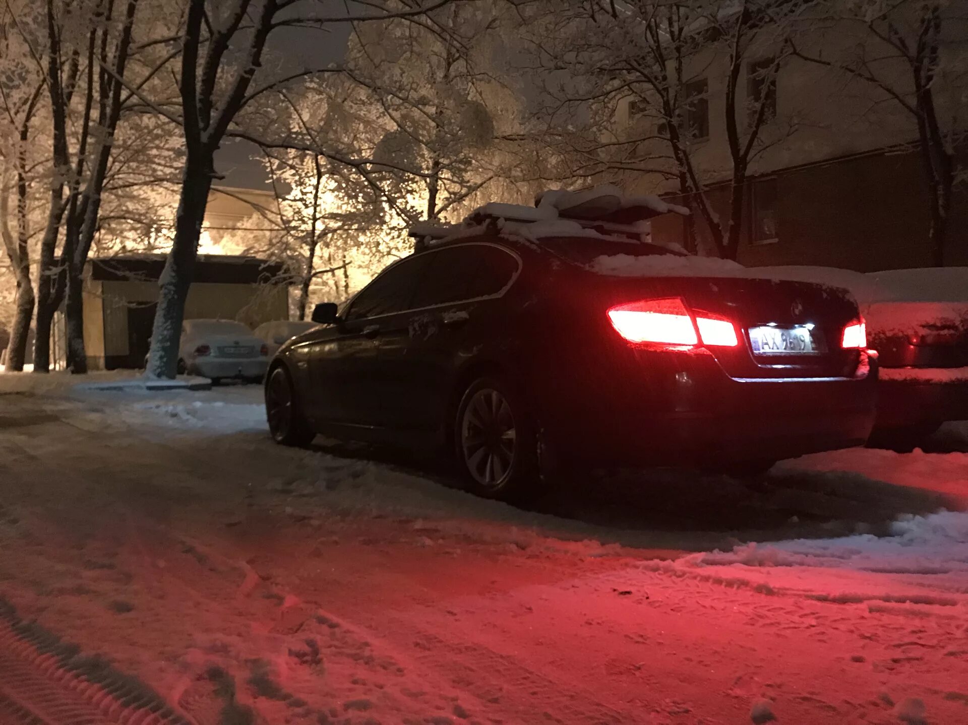 BMW f10 зима. БМВ м5 зима. БМВ м5 ф10 ночью зимой. Зима -30 БМВ е60. М5 зима