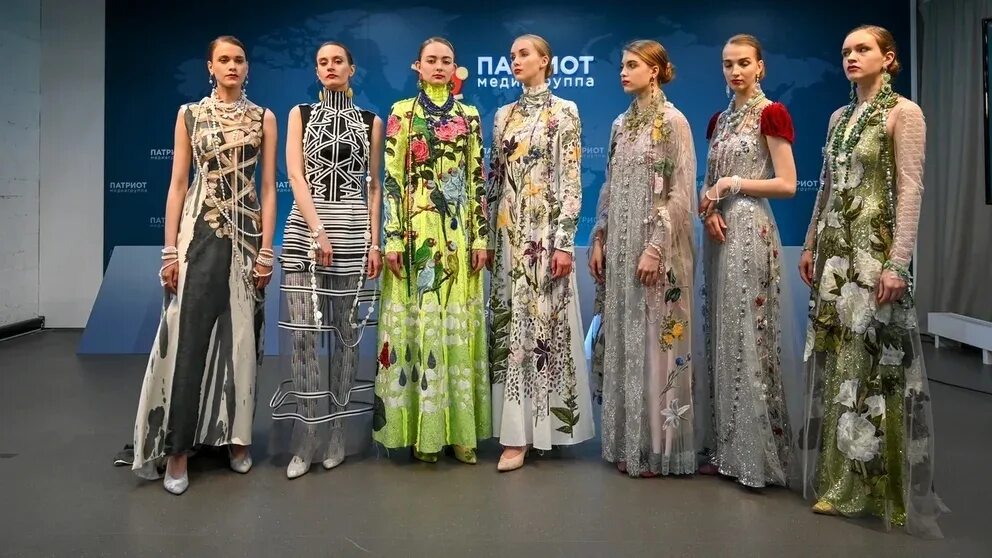Модный дом Татьяны Парфеновой. Лучшие дизайнеры одежды России. Мод на самоцветы