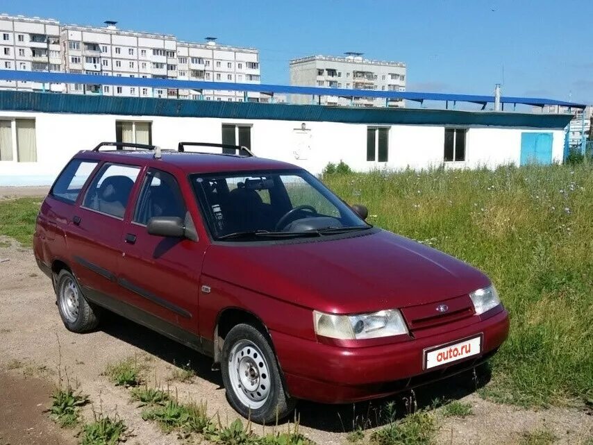 Купить машину бу ваз. ВАЗ 2111 красная. ВАЗ 2111 универсал красный. Lada 2111 универсал красный. Лада 2111 красная.