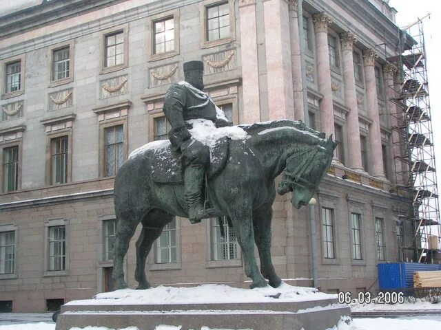 Трубецкой памятник александру. Памятник Александру III Паоло Трубецкого. Памятник Александру 3 Трубецкой. Трубецкой конный памятник Александру 3.