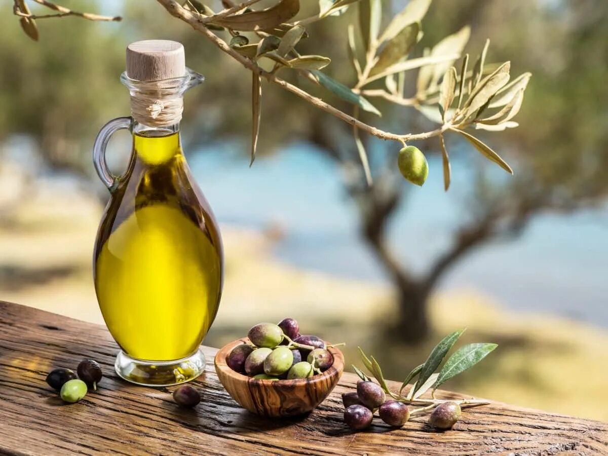 Olive Oil масло оливковое. Оливковое масло Органик Греция. Масло оливковое Oleve Crete. Масло Olive Tree.