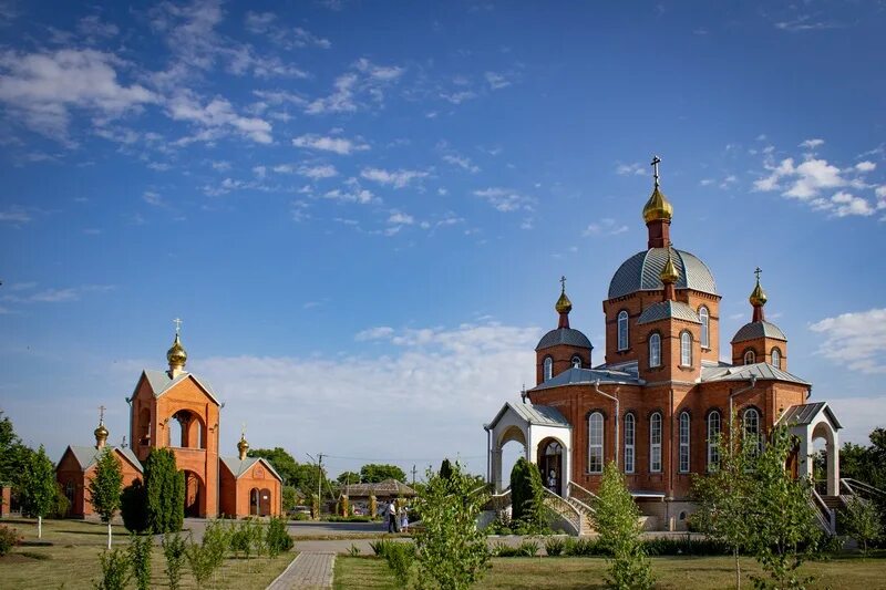 Краснокумское георгиевский ставропольский край. Храм Святой Троицы село Краснокумское. Село Краснокумское Георгиевский район. Село Краснокумское Ставропольский край. Ставропольский край, Георгиевский район, с. Краснокумское.