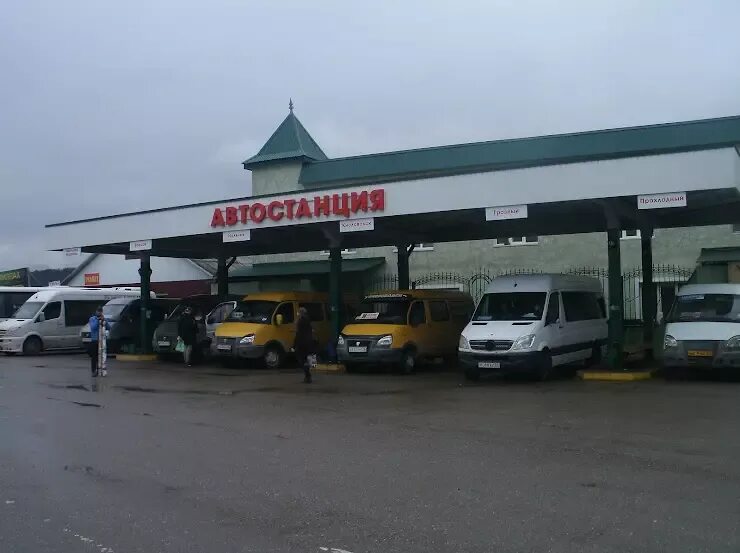 Маршрутка каясула пятигорск. Автовокзал пятигорск маршрутки. Пятигорск маршрутки. Neoplan n6121 троллейбус. Higer klq 6119 автобус краснодар белореченск.