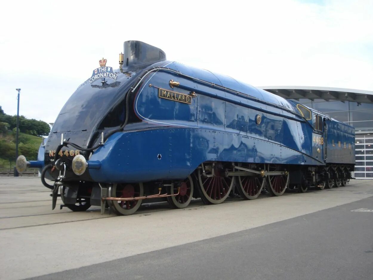 LNER class a4 4468 Mallard. Mallard паровоз. Mallard 4468. Паровоз Маллард кабина.