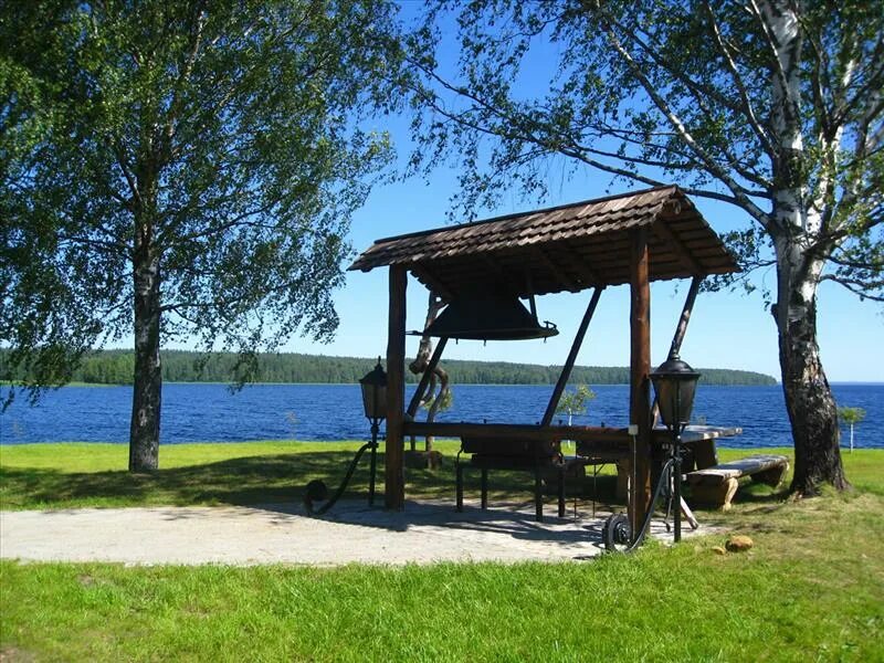 Черное сортавала. Чёрные камни турбаза в Карелии. База черные камни Крым. База отдыха черные камни Бахчисарайский район. Черные камни Сортавала.