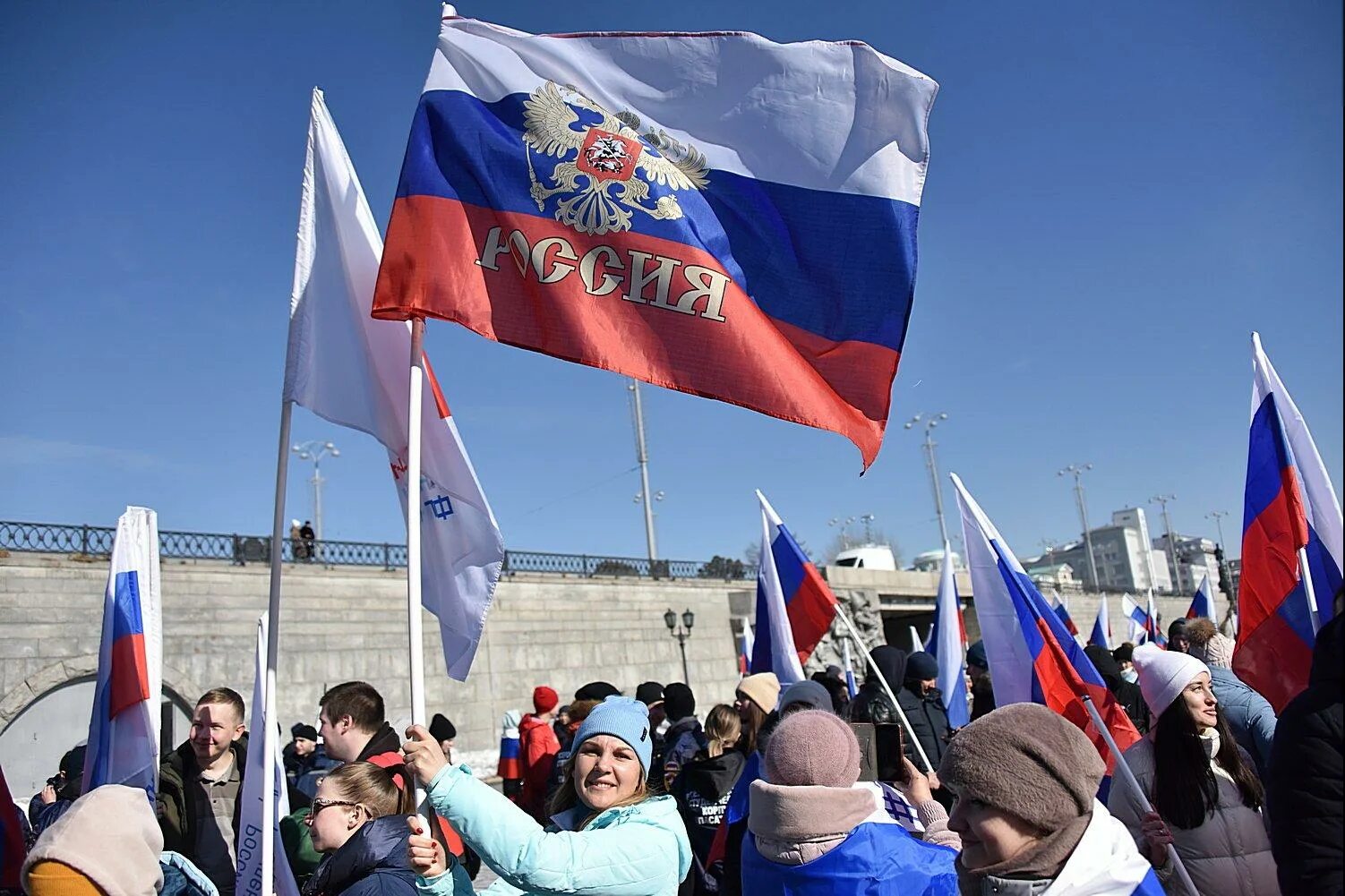 Концерт посвященный крымской весне. Митинг концерт.