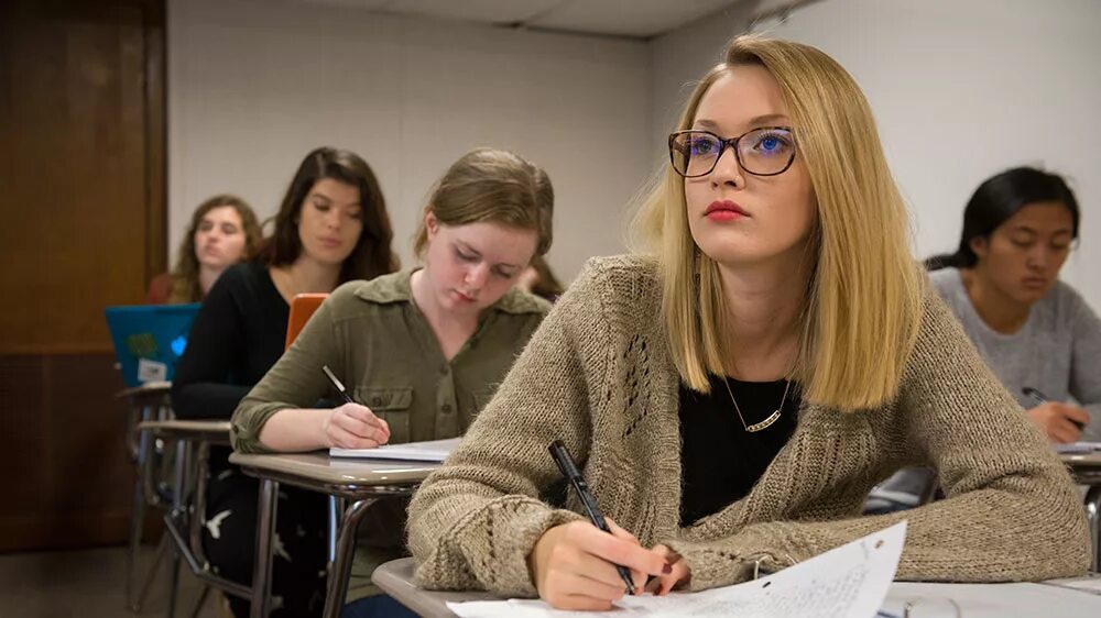 School psychology. Psychology schools. Психология педагога. Майк аамод судебный психолог. Psychology schools.