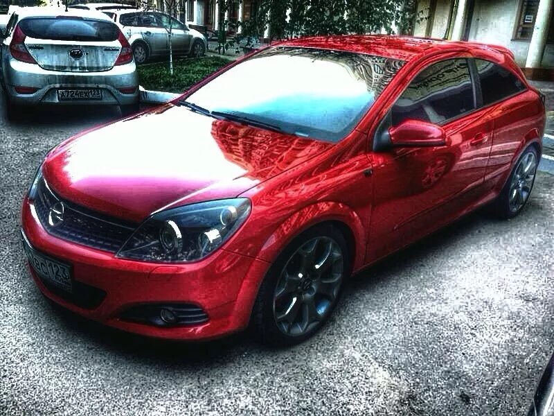 Как сделать opel. Opel Astra h GTC красная. Opel Astra GTC 2.0. Opel Astra h Канди красный.