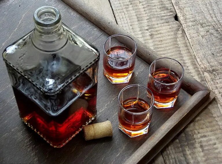 Что можно сделать из самогона