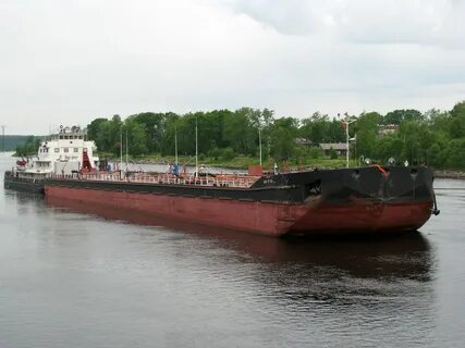 Баржа в 1