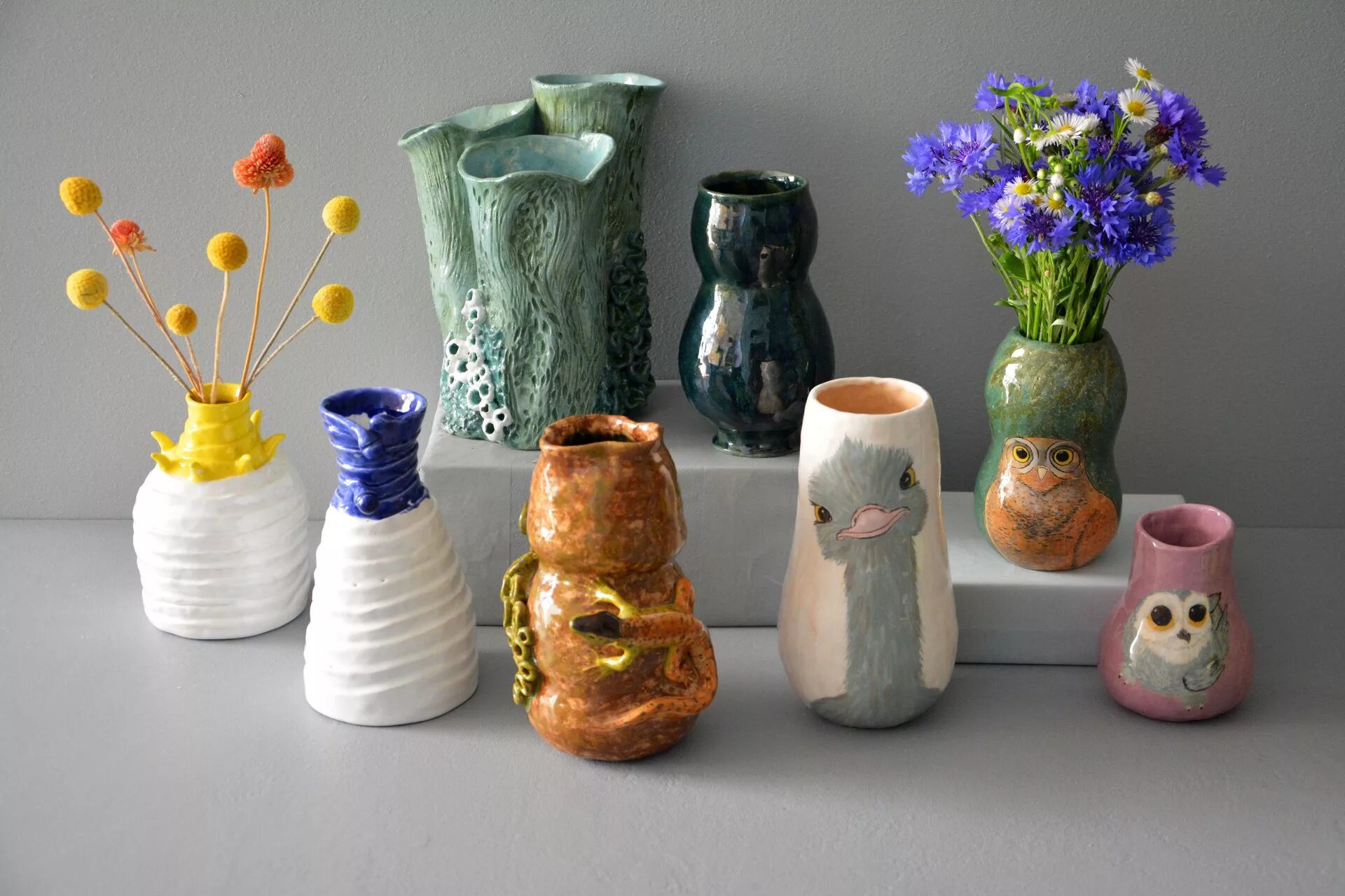 Лепить вазу. Вазы керамика. Керамические вазочки для цветов. Интерьерные вазы. Керамические вазы.