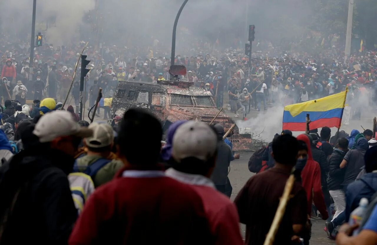 Ecuador news. Власти Эквадора, испугавшись протестов.