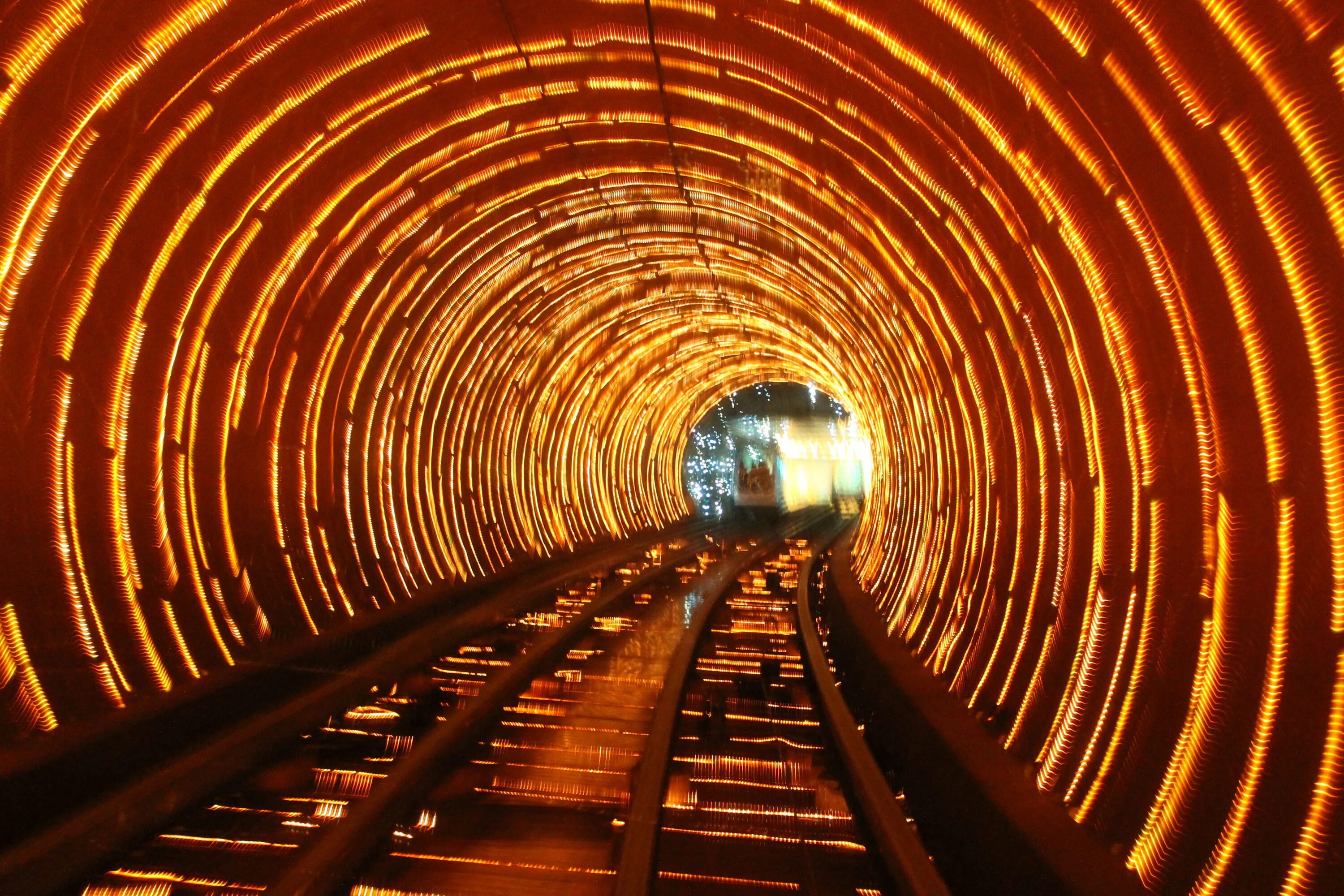 Тоннель. The Bund Sightseeing tunnel Шанхай. The Bund Sightseeing tunnel станция метро. Туннель Bund Sightseeing, Шанхай, Китай туннель Bund Sightseeing, Шанхай, Китай. Bund Sightseeing метро.