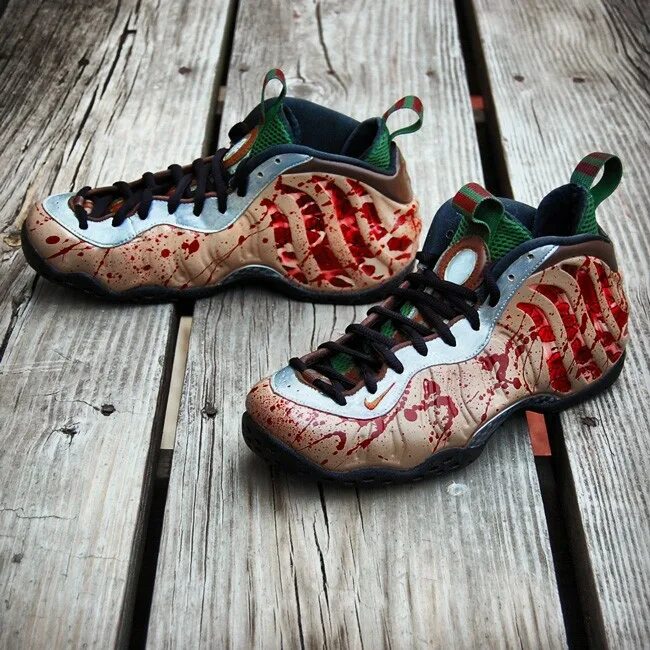 Nike SB Freddy Krueger. Nike Foamposite Halloween. SB Dunk Freddy Krueger. Найк зомби