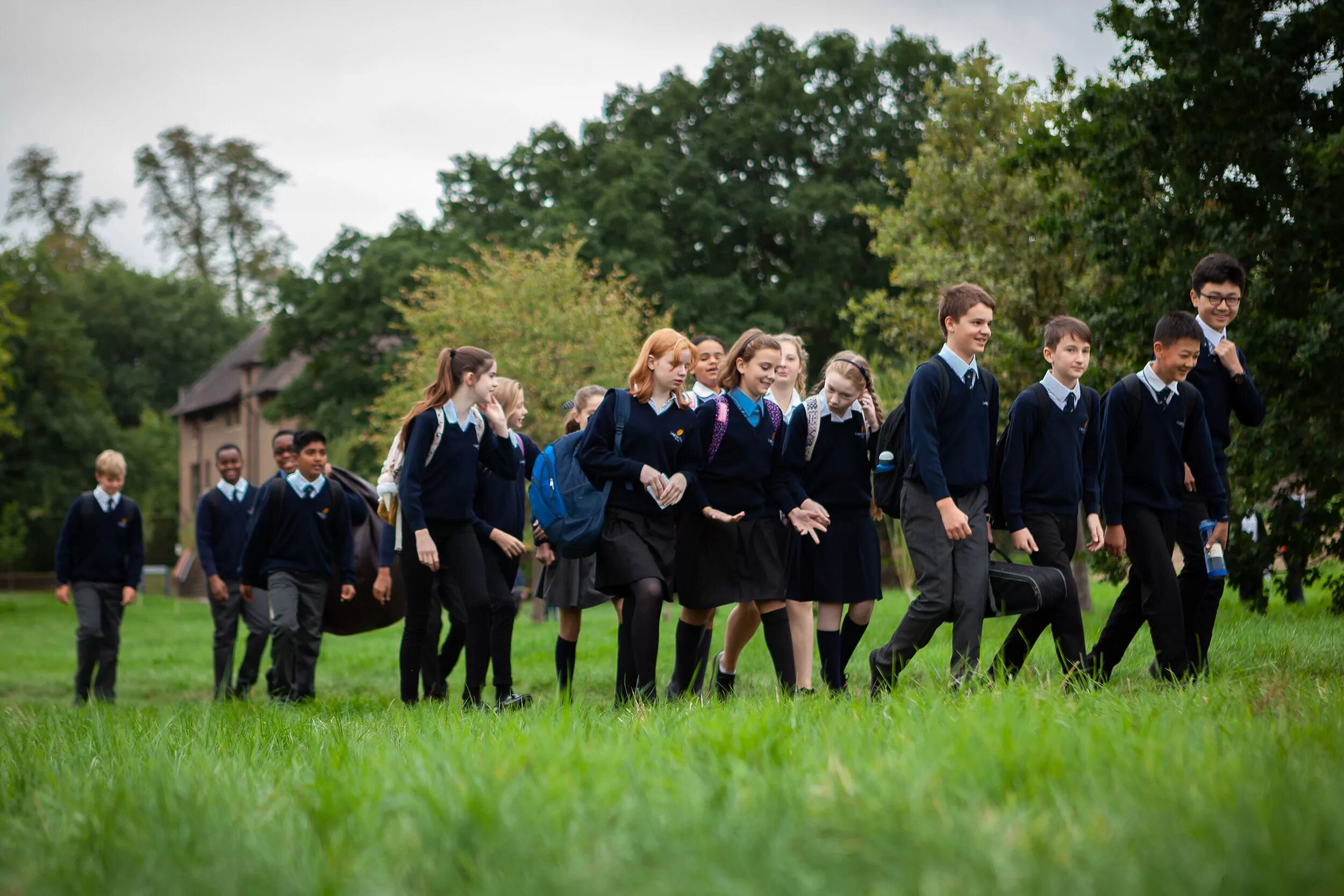 Park school. Leighton Park School. Leighton Park head of School. Скул оф Лайс. Английские школы в США что можно а что нельзя.