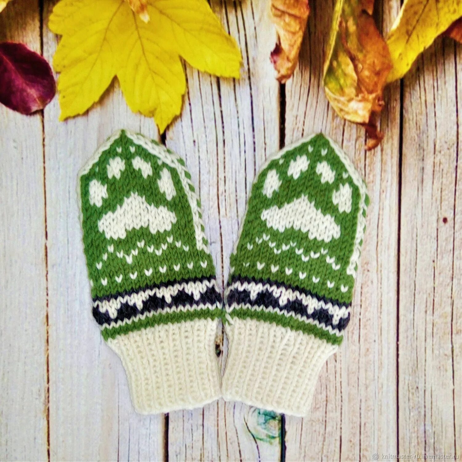 дизайнерские варежки. вязаные варежки с орнаментом. вязаные варежки. вязаные рукавицы. красивые вязаные варежки.